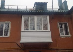 Остекление балкона снаружи